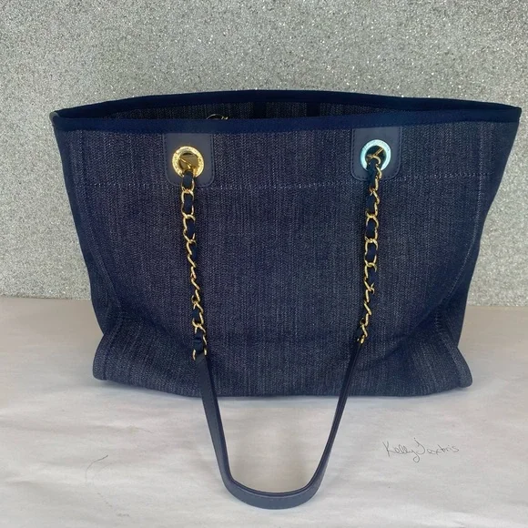 ❤️ SOLD Chanel Small Denim Blue Deauville Tote with gold hardware - Picture 15 of 16